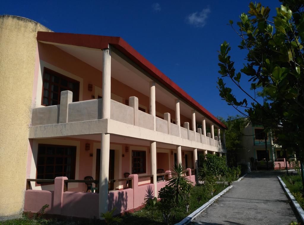Hotel Debliz Xpujil Exterior foto