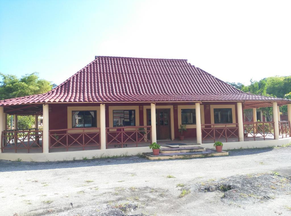Hotel Debliz Xpujil Exterior foto